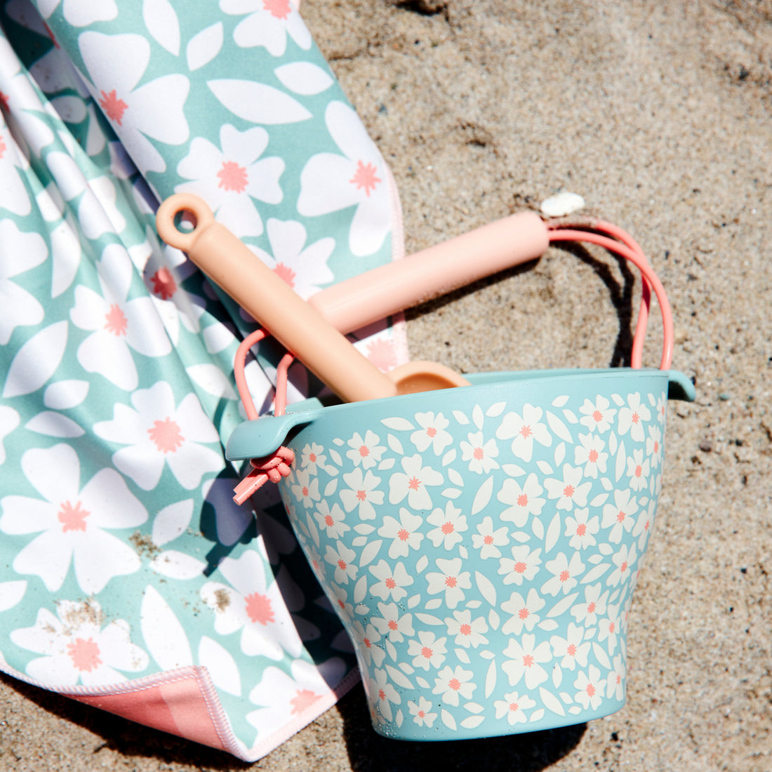 Florish | Meerkleurige Strandspeelset