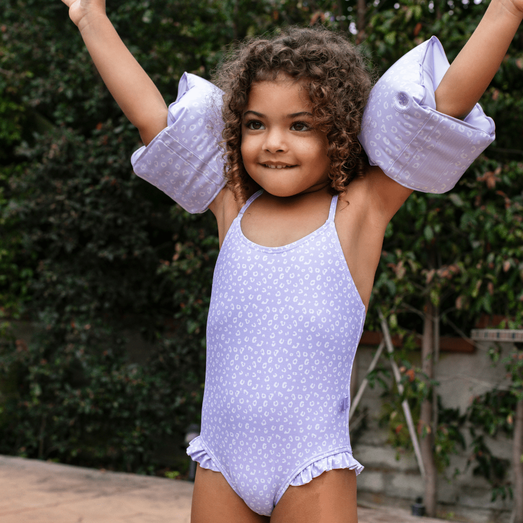 zwembandjes-2-6-jaar-lila-panterprint-swim-essentials-2
