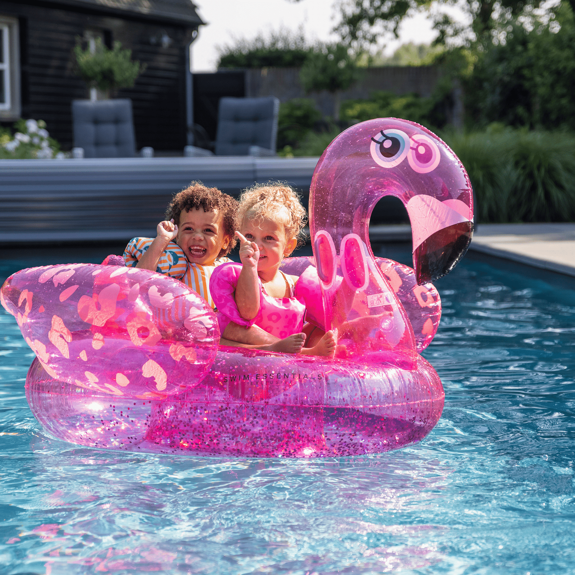opblaasdier-flamingo-swim-essentials-3